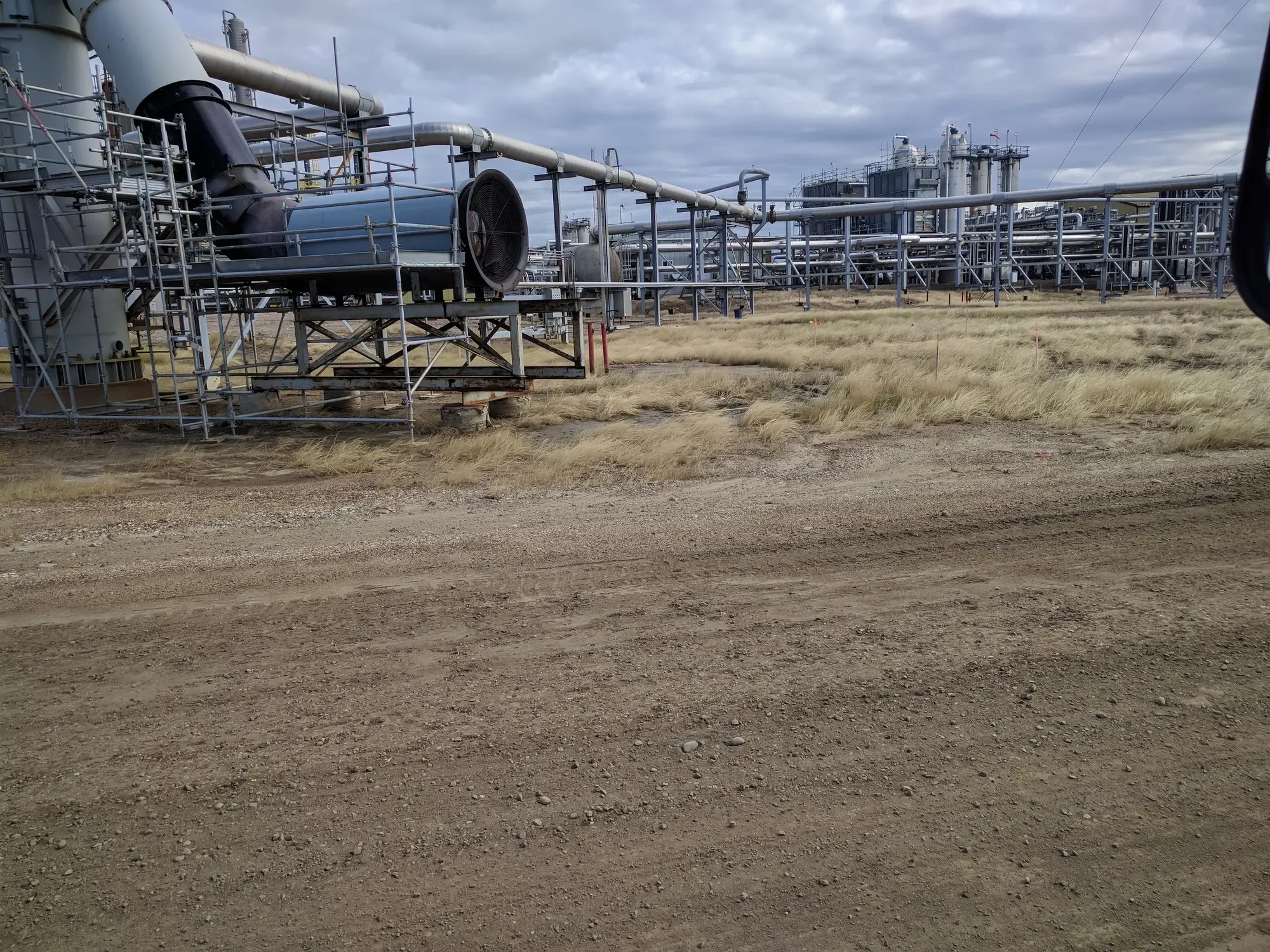 Gas plant facility after vegetation treatment